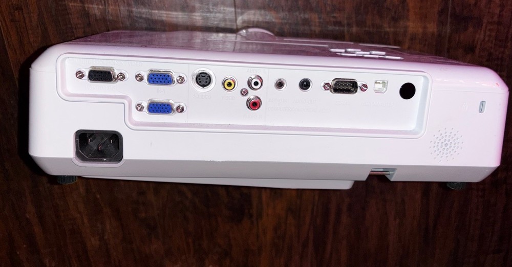 Mitsubishi XD500U DLP Projector