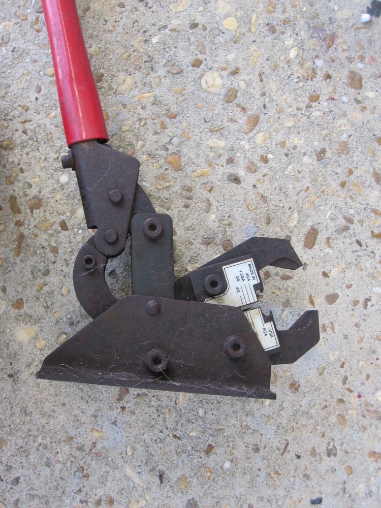 VINTAGE WIRE CRIMPER FOR LARGE BATTERY AND ELECTRICAL CONNECTION TOOL