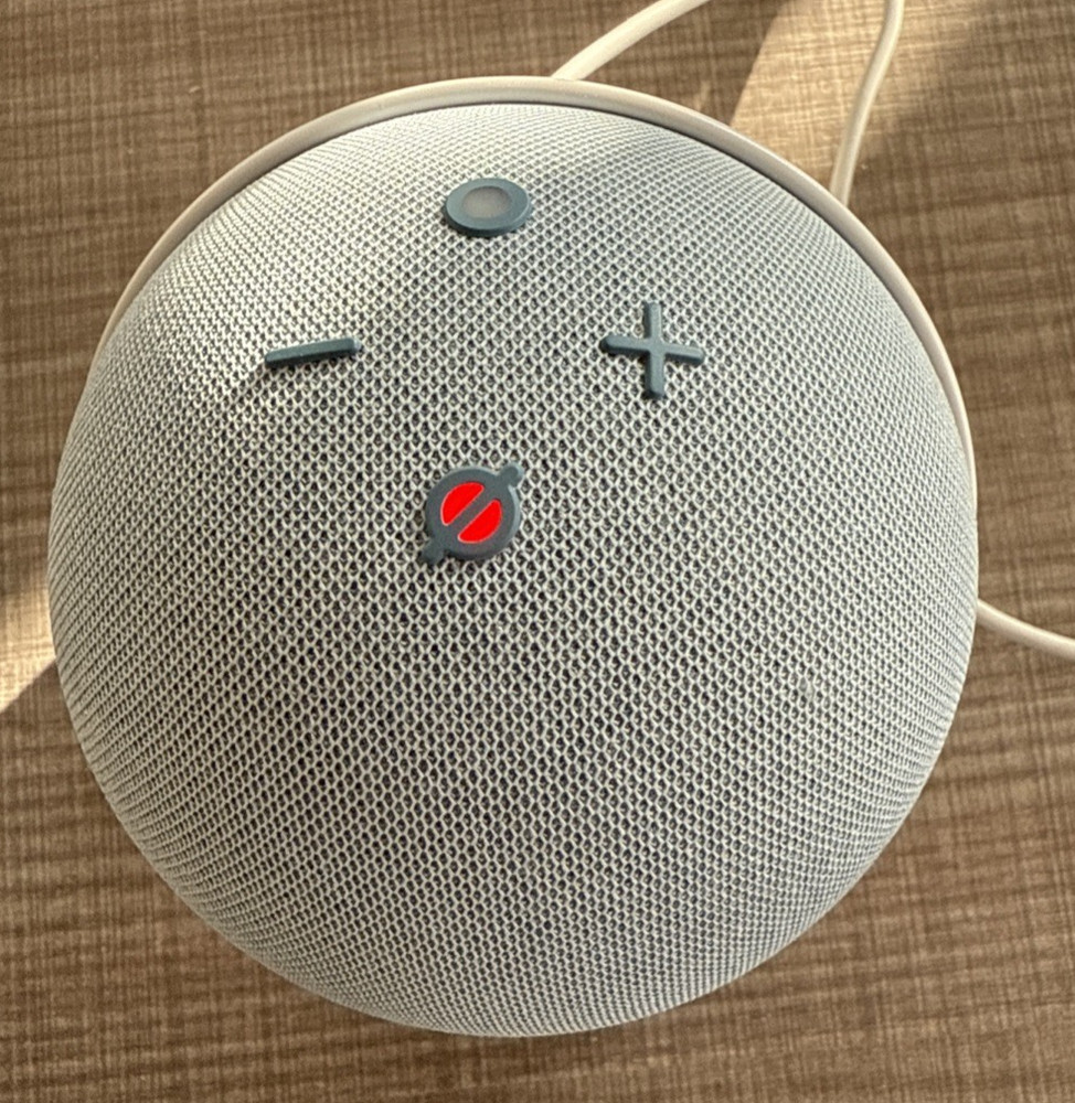 Amazon Echo Dot 4th Gen Smart Speaker Alexa Blue B7W64E & Mission Base Power Sup