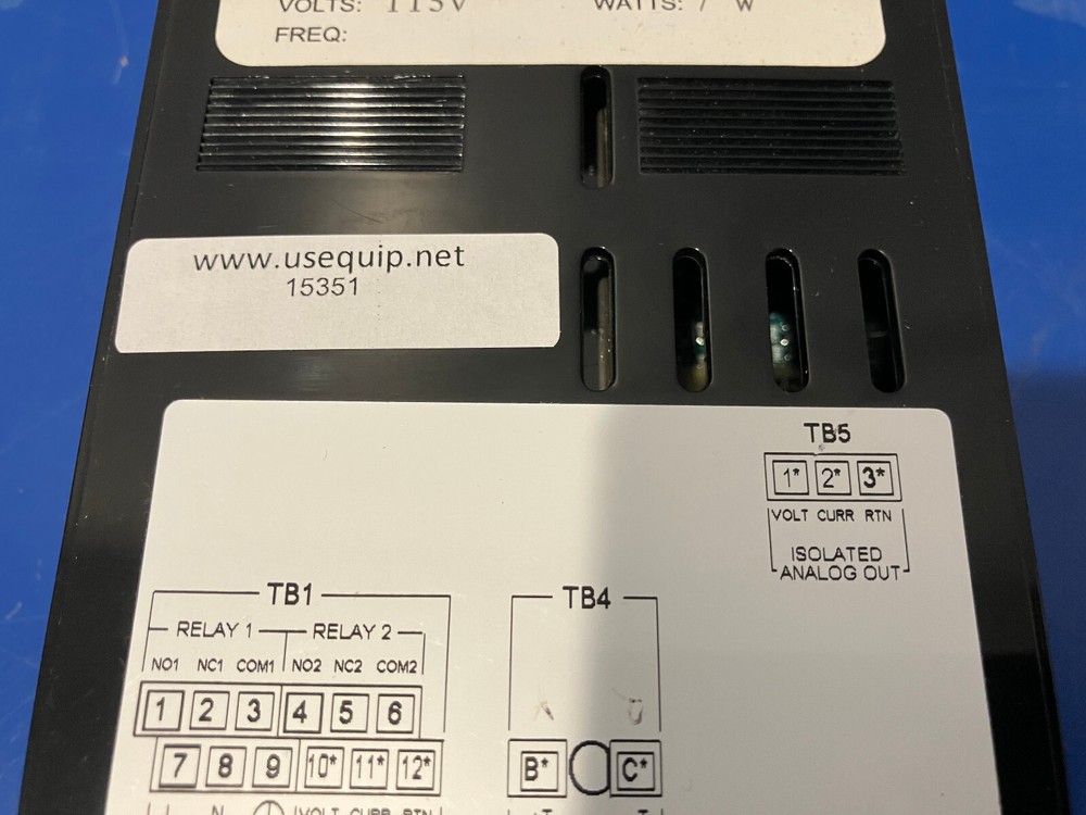 15351 Omega DP25B-TC-A Strain Meter & Controller