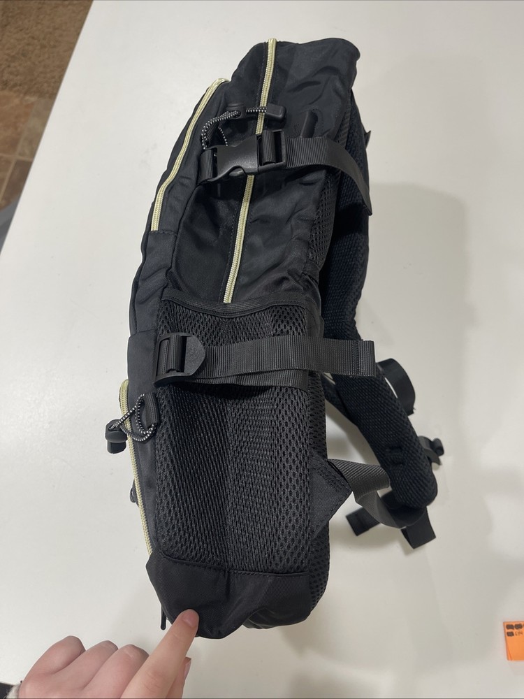 Aoshet 6-Pocket Travel Backpack Black