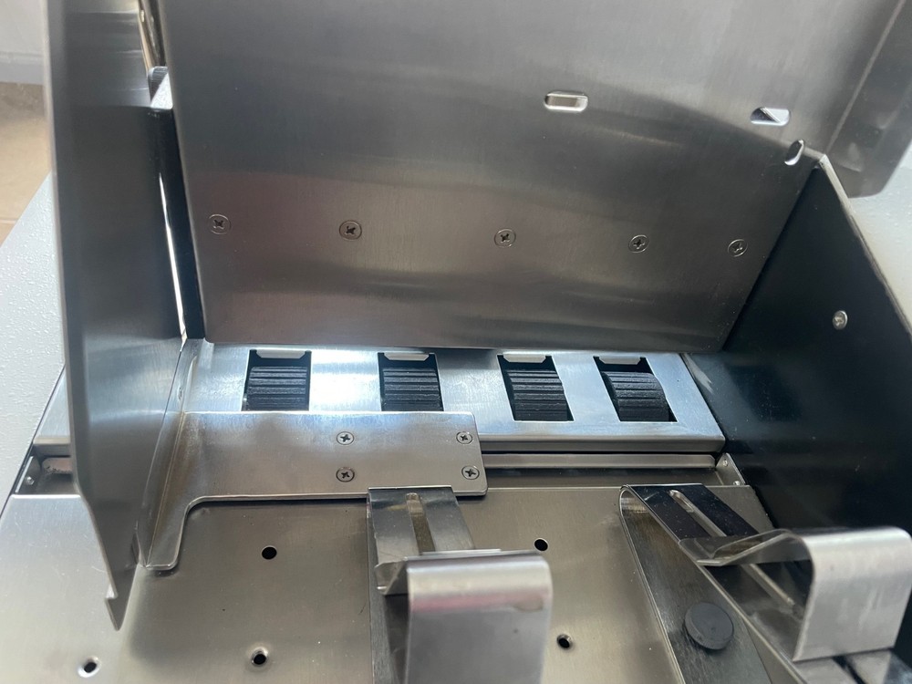 ASTRO ATS-9600 SINGLE ROLL TABBER FOR 1" SIZE CIRCLE TABS