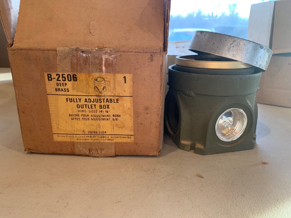 Hubbell B-2506 Fully Adjustable Outlet Box