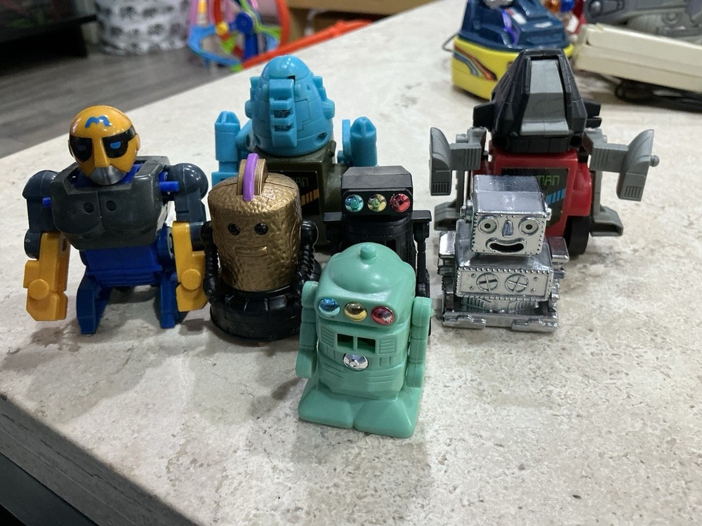 GROUP OF 7 FRICTION ROBOTS