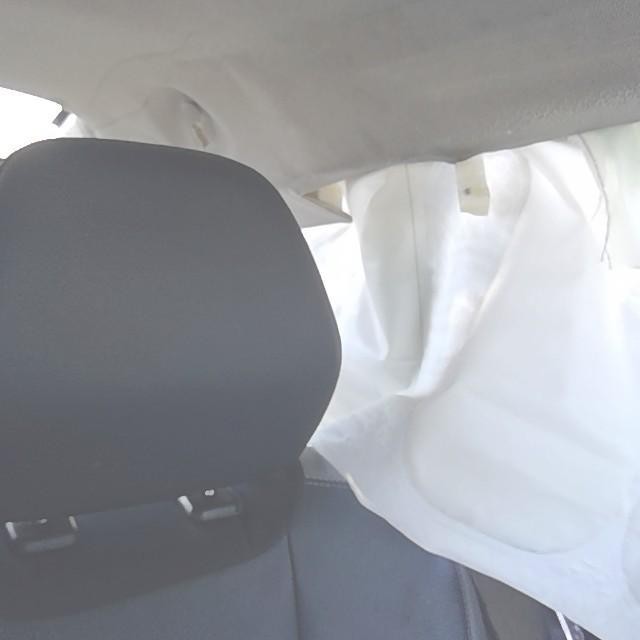 Used Headrest fits: 2013 Hyundai Veloster  Grade A