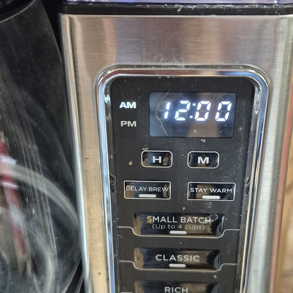 Ninja CE 250 12 Cup Programmable Black Coffee Maker Glass Carafe