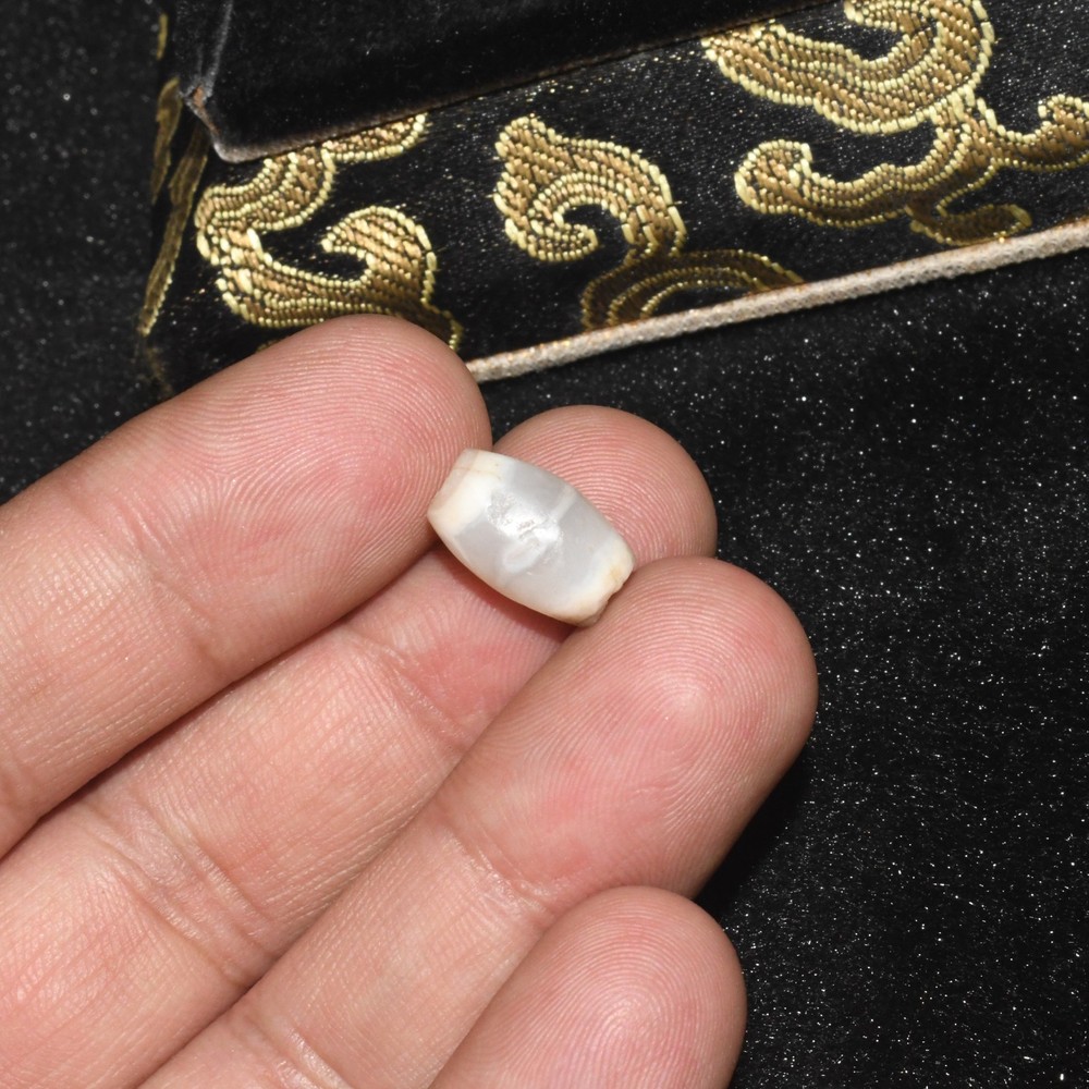 Authentic Ancient Central Asian Banded Agate Stone Bead with Eye