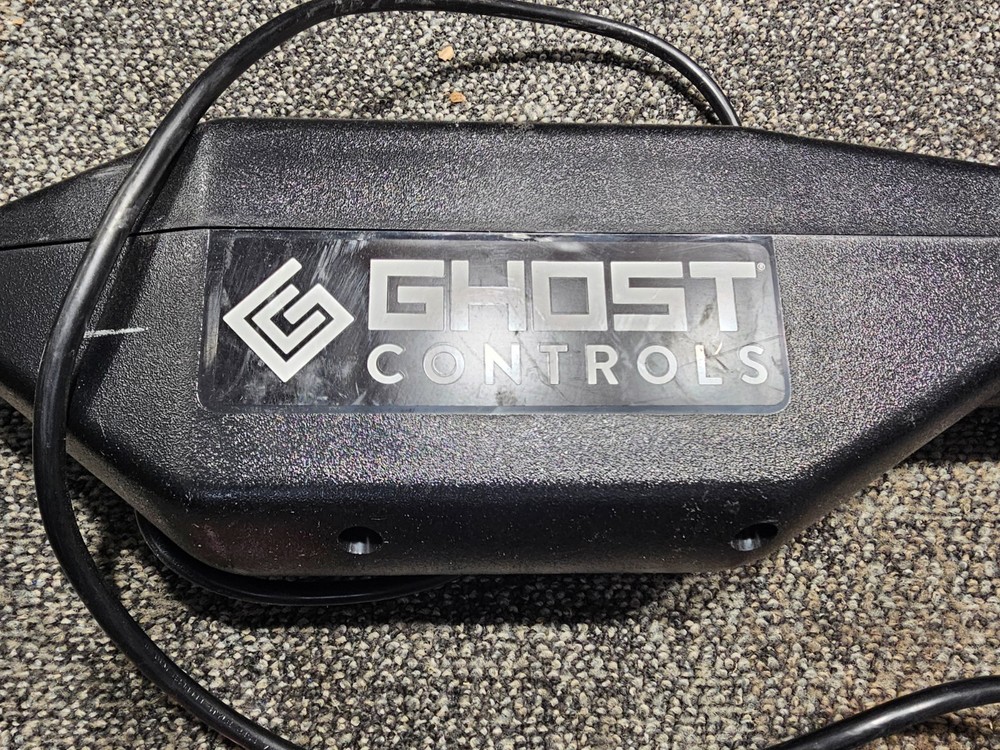 Ghost Controls Automatic Gate Opener Replacement Arm (Short Cord) Black