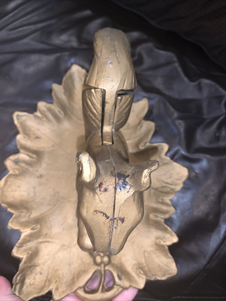 Large Vintage Cast Metal Squirrel on Leaf Mechanical Nut Cracker