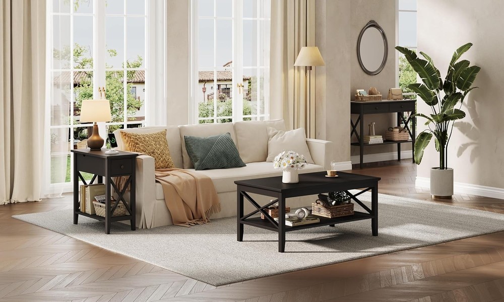 ChooChoo End Table with Charging Station, Narrow Side USB Black