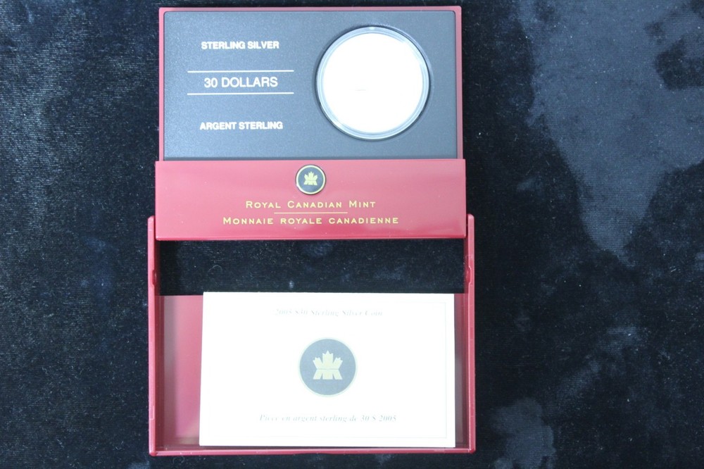 2005 $30 Canada SILVER Coin Totem Pole - .94 oz. SILVER