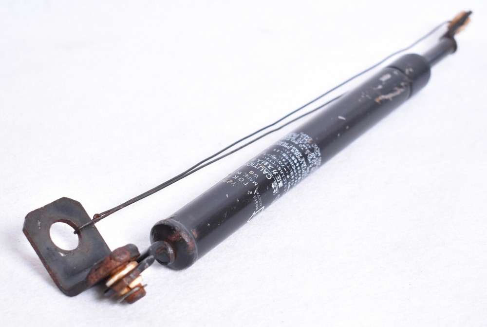 Tokico Universal Gas Spring  Y2247
