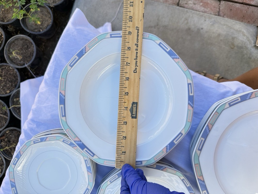 Christopher Stuart Southwest Porcelain Dinnerware Serve 4 (20 pieces )