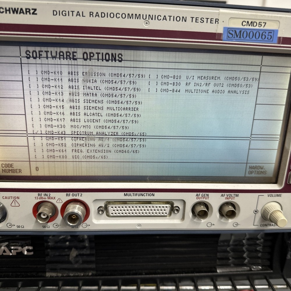 ROHDE & SCHWARZ CMD57 DIGITAL RADIOCOMMUNICATION TEST SET **LOOK** (REF.: 961L)