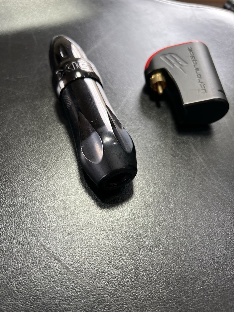 FK Iron Xion With Lightning Bolt Batter Pack