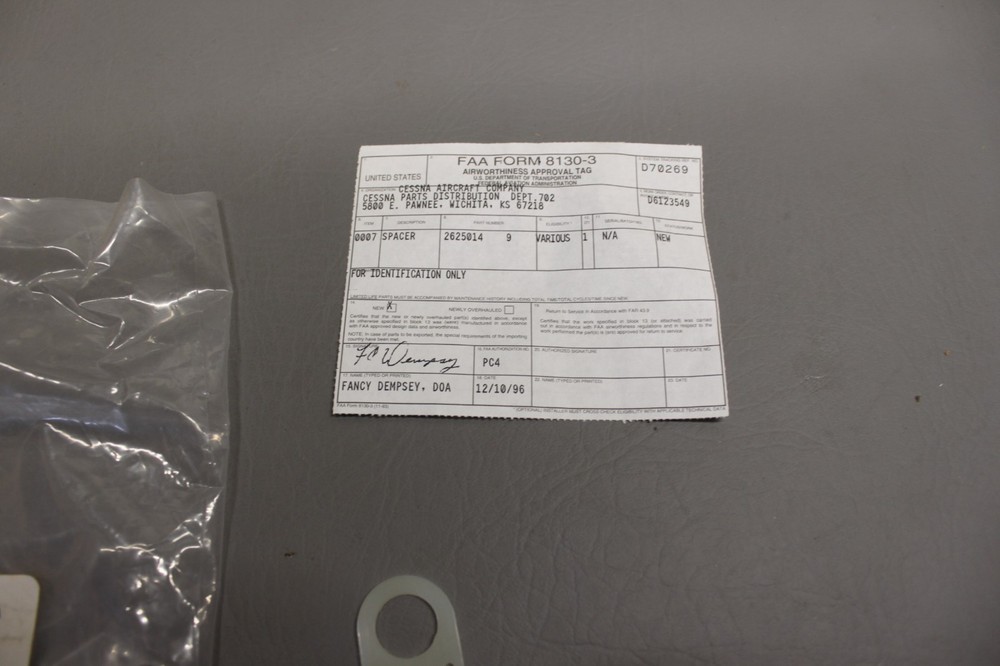 2625014-9 Cessna Spacer (7 Pack)