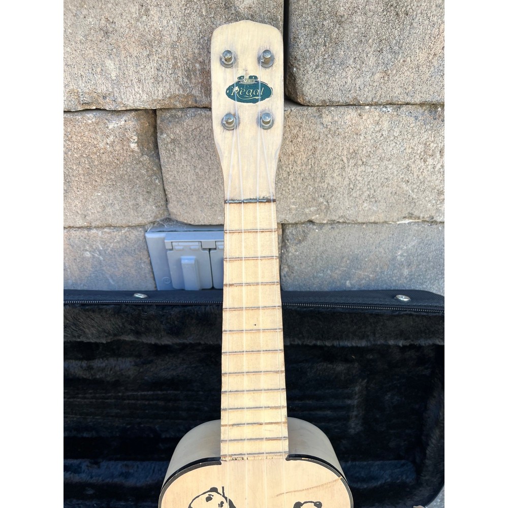 Vintage Regal Panda Soprano Ukulele