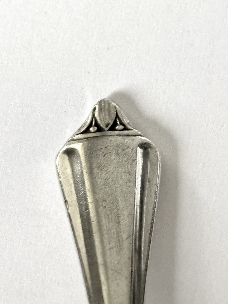 George V Silver Caddy Spoon Leaf Shaped Bow Birmingham 1930