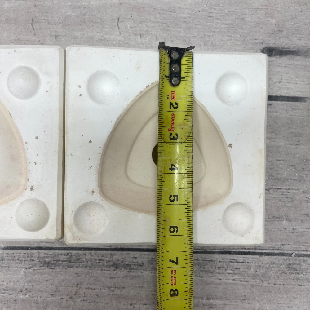 Unbranded Ceramic Casting Triangular Mold