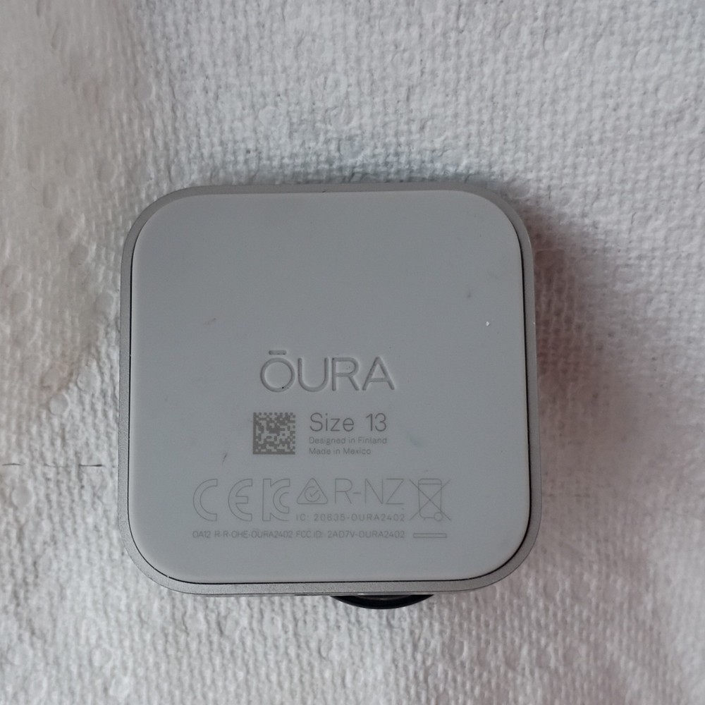 Oura Ring Gen 3 Activity Tracker Silver Size 13 with Charging Base