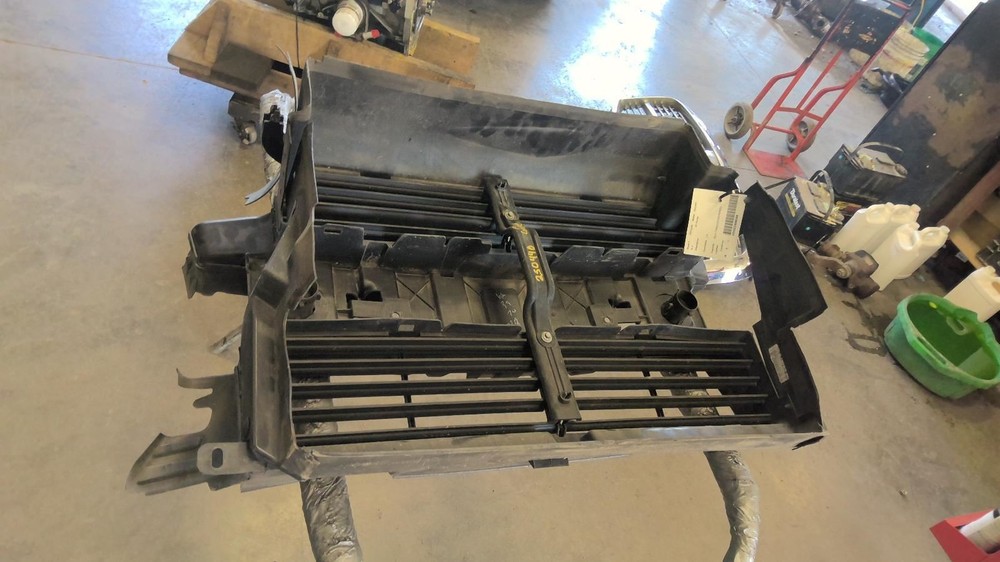 ESCAPE    2014 Air Shutter 706440