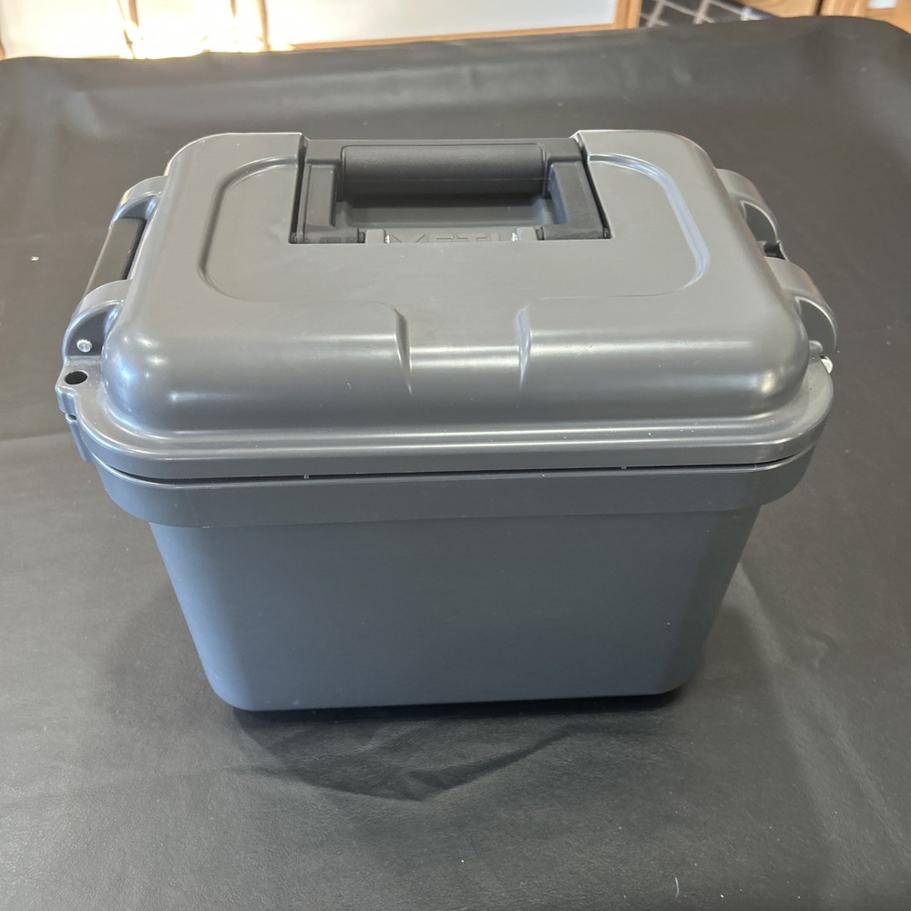 Yeti LoadOut GoBox 15 Gear Case, Charcoal - LipGrip Handles. Solid Shape!