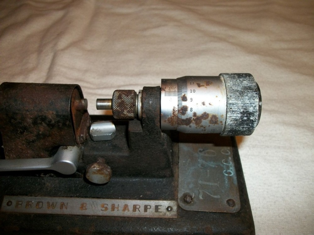 VINTAGE BROWN & SHARP--MICROMETER / COMPARATOR!