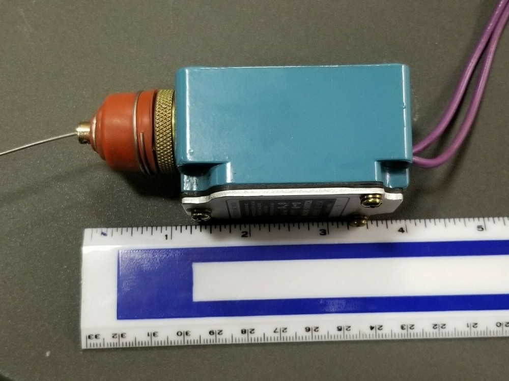 Micro Switch 8LS125 Micro Switch