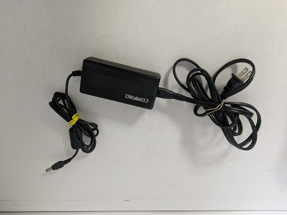 AC ADAPTER COMPAQ LE-9702A