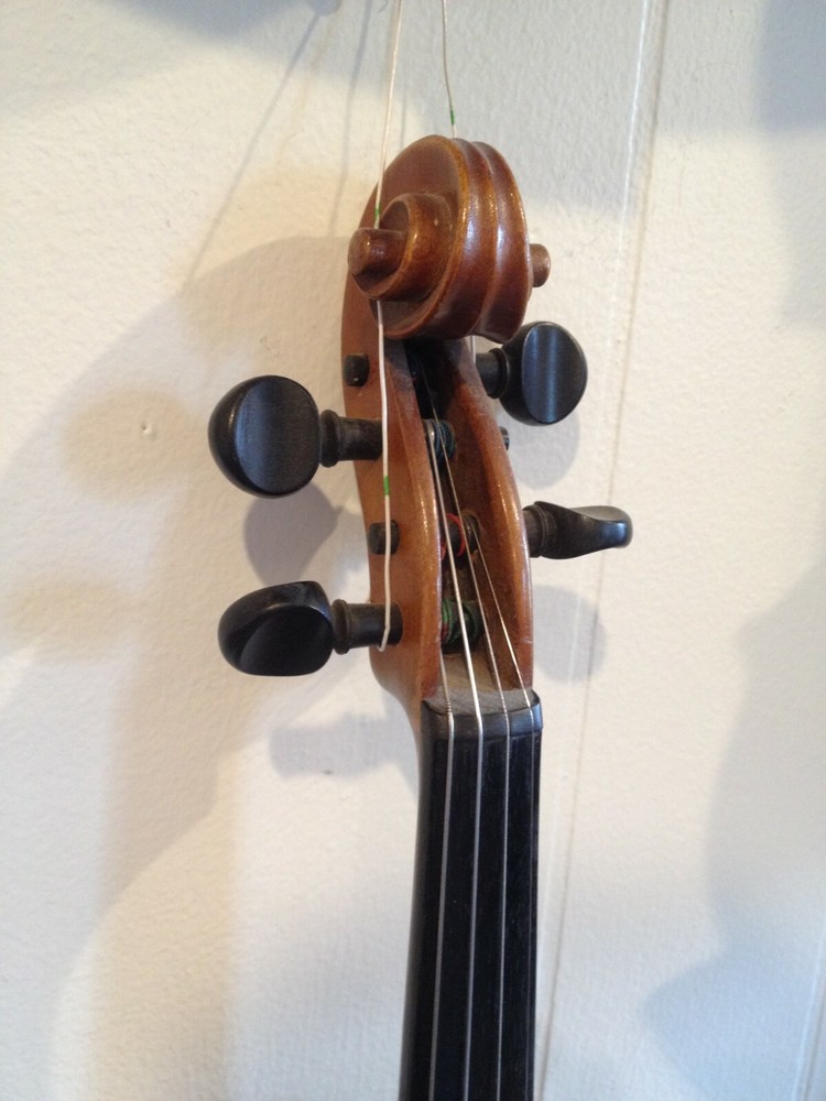 Violin labeled Mittenwald Bayern unknown model
