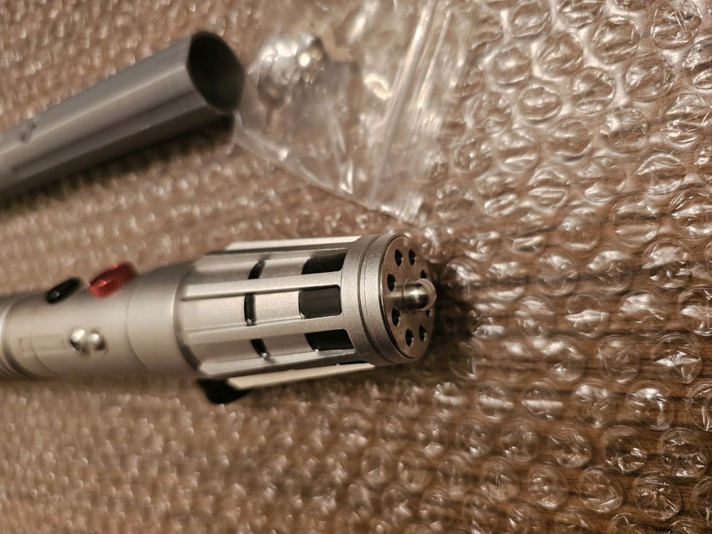 One Replicas Sspk Lightsaber Empty With Chassis