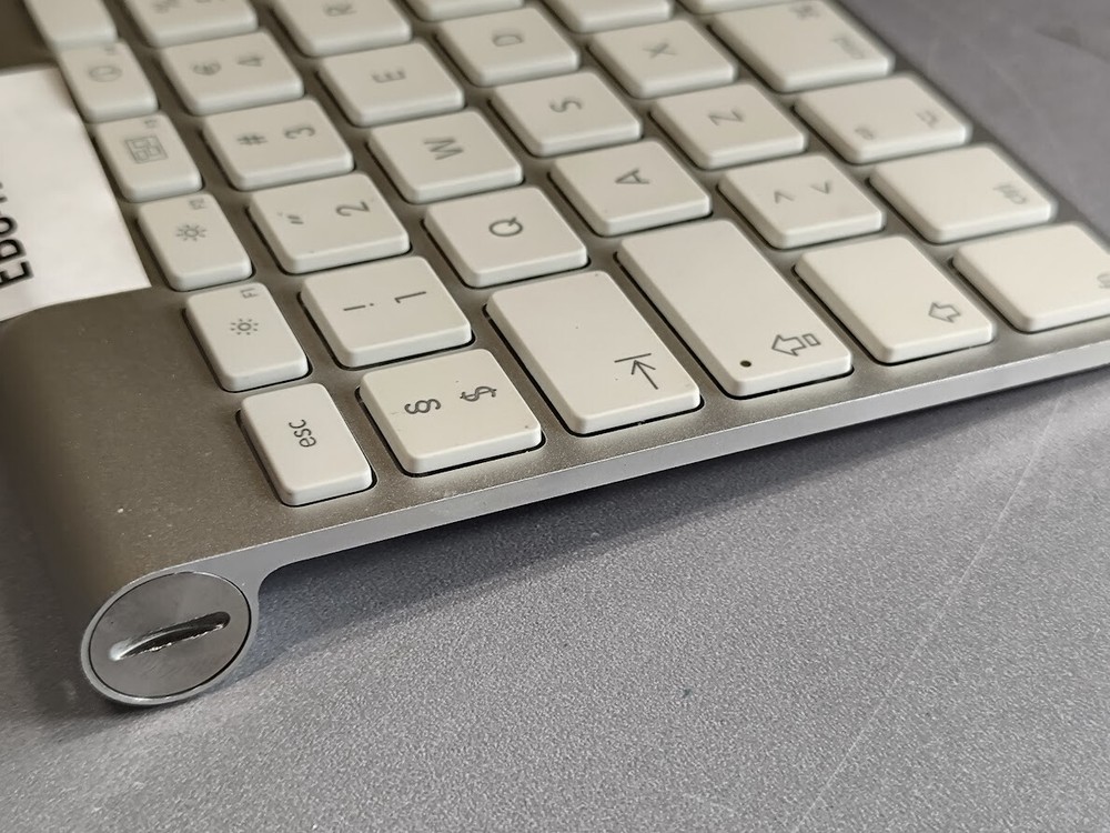 Apple A1314 Wireless Keyboard - Used, Working, Minimal Wear