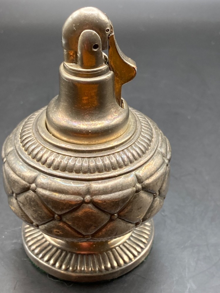 Vintage Ronson “Gloria” Table Lighter