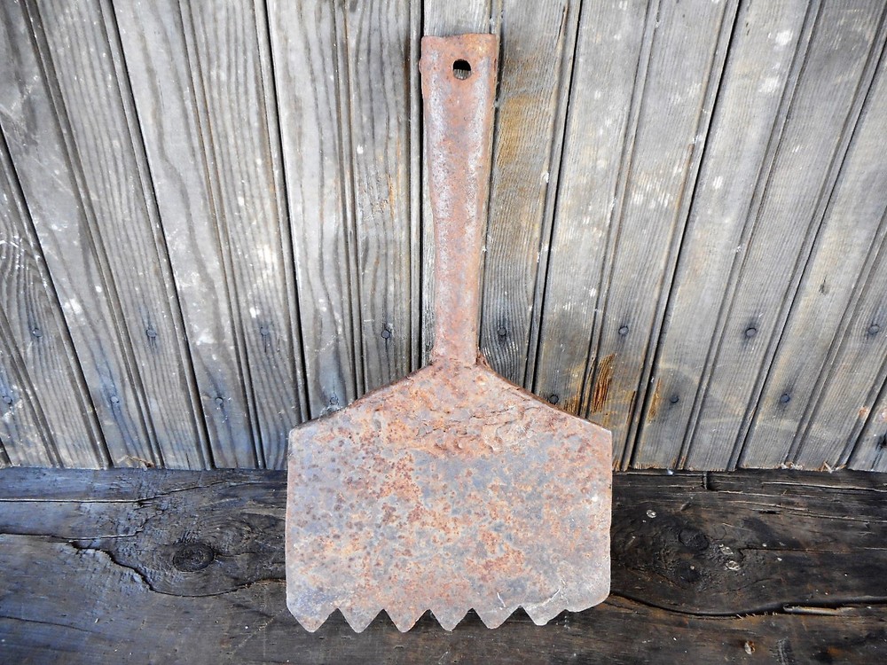 Primitive Tool Rustic Cabin Barn Farmhouse Decor Rusty Flea Market No handle