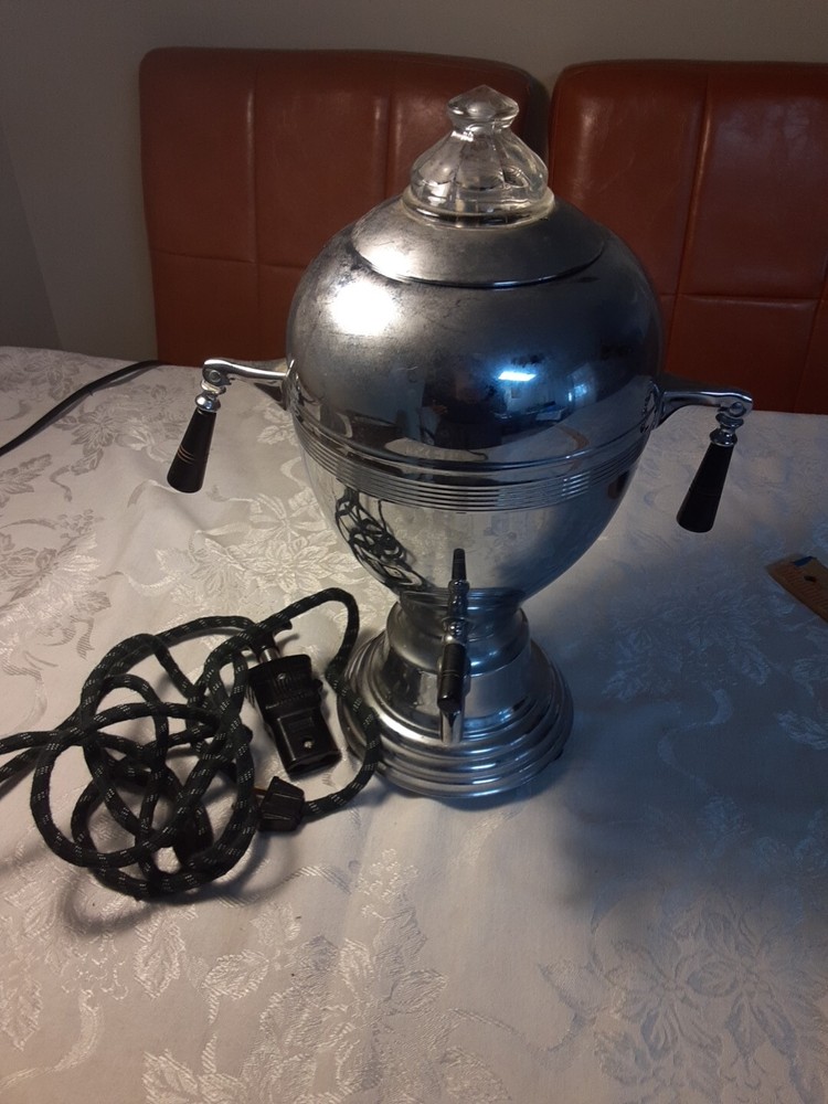 Vintage  FARBERWARE  Coffee Percolator with handles/spout &Insert with cord