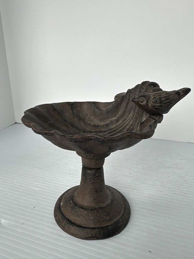 Cast Iron small Table Top Bird Feeder or Bath Shell Vintage 6”