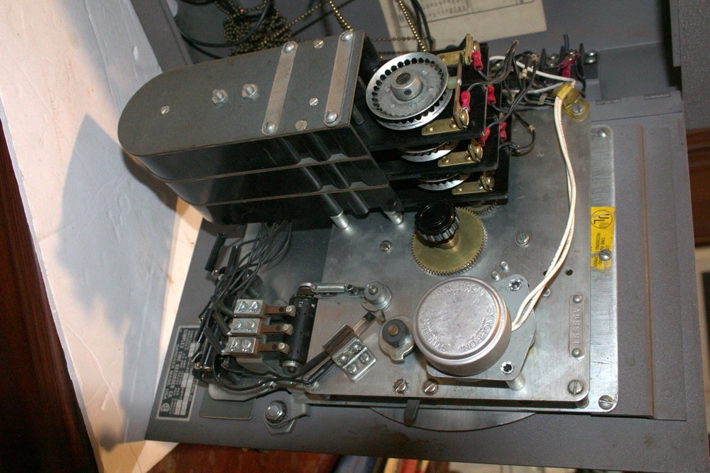 Simplex Time Recorder Clock Model No. R831