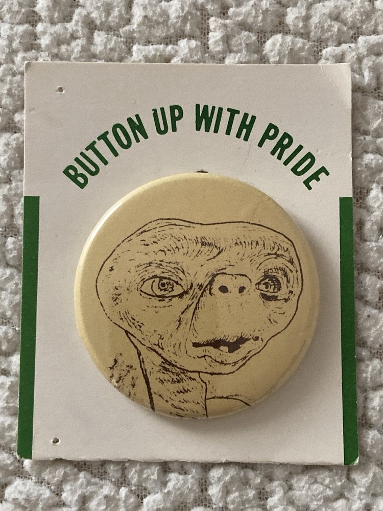 Vintage 1982 E.T. The Extra Terrestrial Pinback Button Pin 2.25" NOS