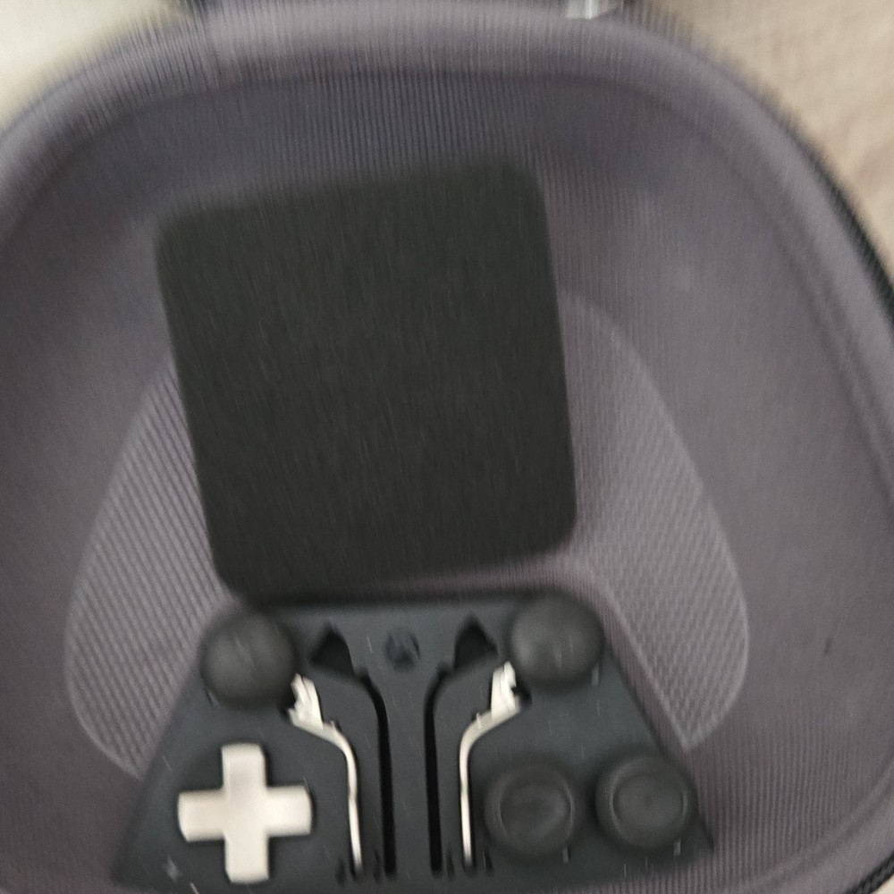 Microsoft Hard Shell Travel Case, pieces for Xbox One Elite Controller, Black