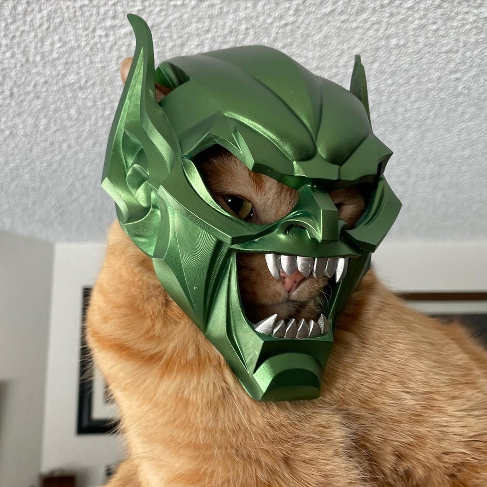 3D-Printed Green Goblin Helmet for Cats