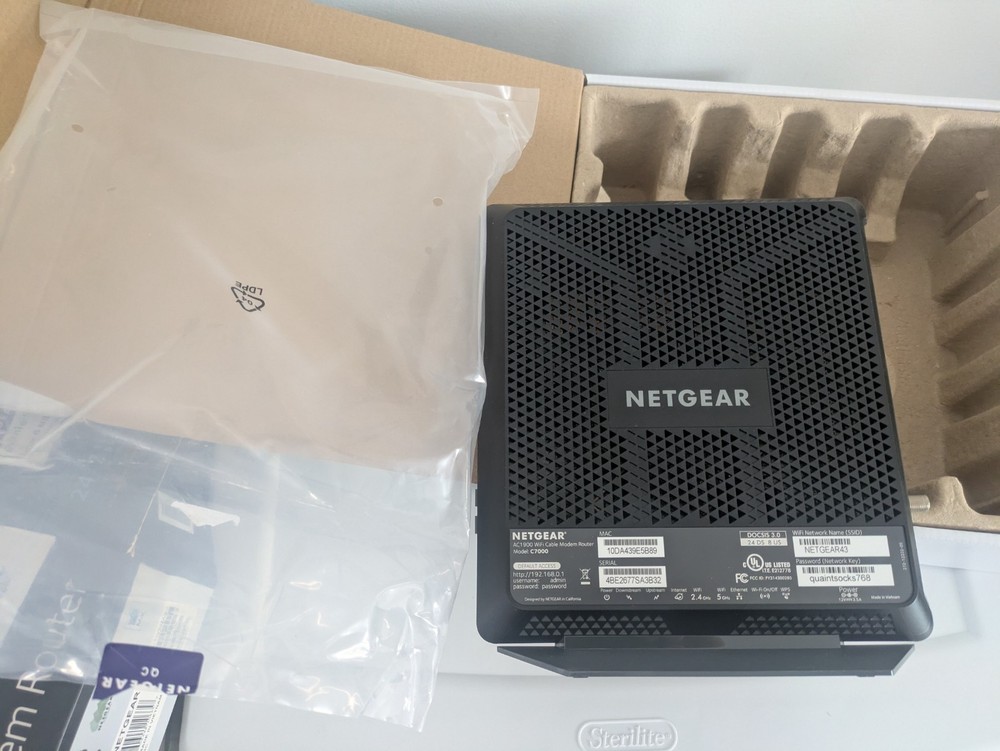 NetGear AC1900 WiFi Cable Modem Router C7000