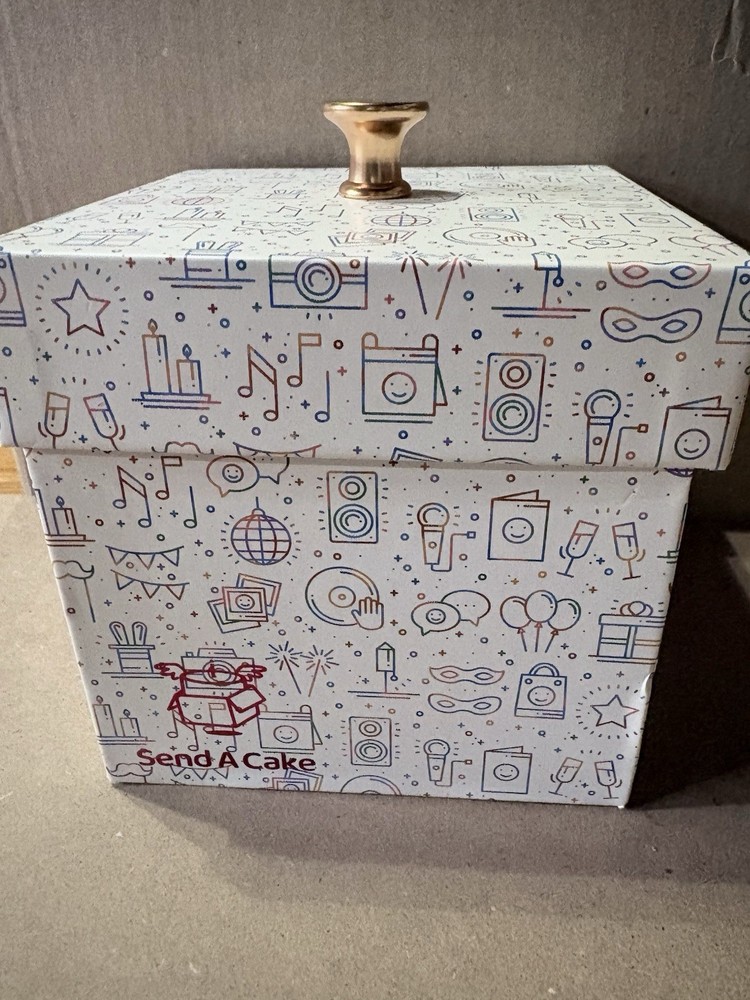 Send A Cake Box with Handle