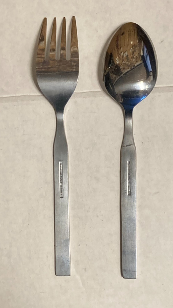 2 ONEIDA NORTHLAND SPRING FEVER SERVERS MEAT FORK & SERVING SPOON 8-3/4"