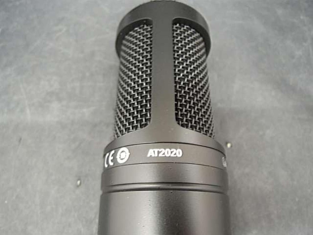 AUDIO-TECHNICA Condenser Microphone AT2020 Used