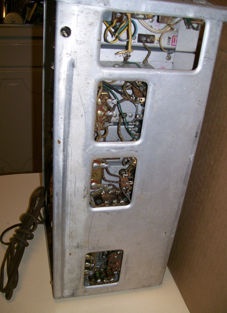 communications receiver ? manufacturer unknown, possible military.