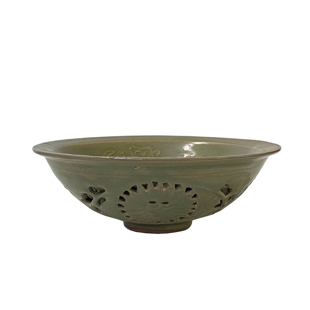 Chinese Ding Ware Celadon Glaze Pattern Ceramic Bowl Cup Display ws3247