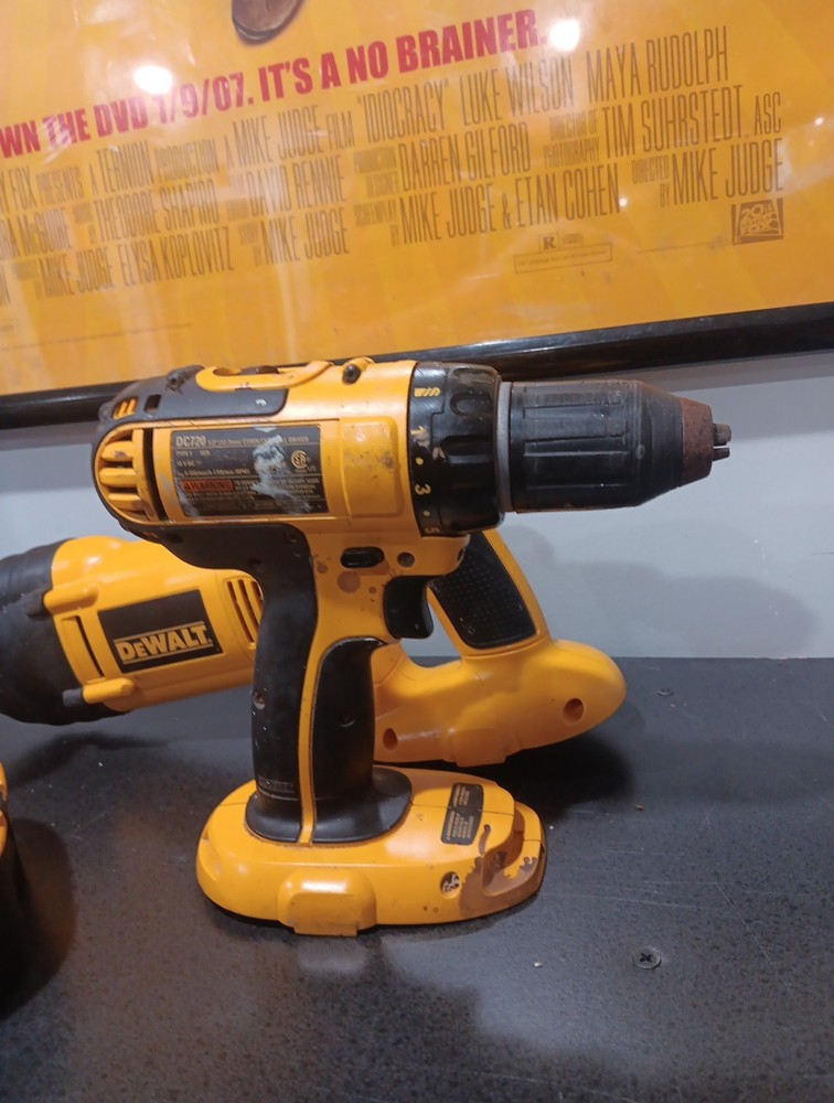 Dewalt Tool Set Drill, Flash Light Battery (Untested)