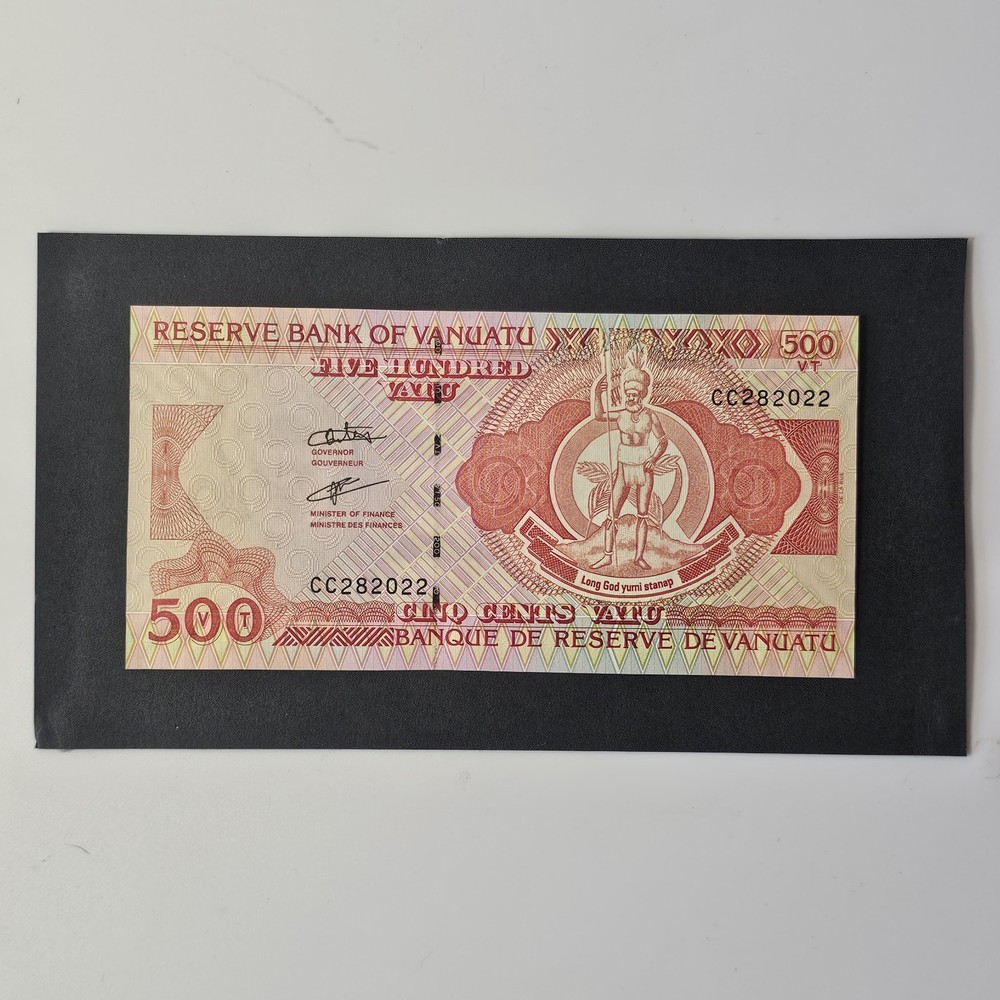 VANUATU 500 VATU ND 1993  Prefix CC P-5b, UNC (Lot #1778)