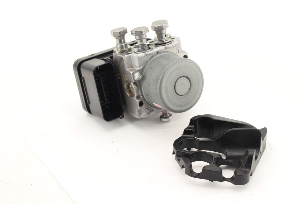 2024 TRIUMPH TRIDENT 660 OEM ABS PUMP UNIT MODULE