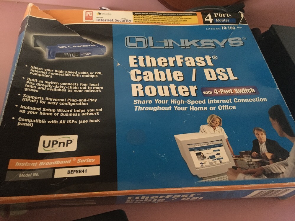 Linksys EtherFast BEFSR41-RM 4-Port 10/100 Wired Router (BEFSR41)